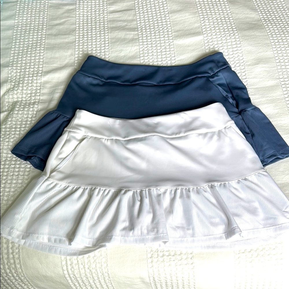 2 Pack Women’s M Adidas Ultimate 365 Frill Golf Skorts